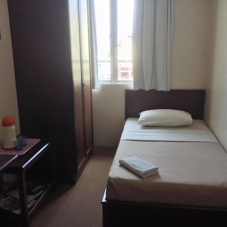 Hotel Seafront Sandakan SDK Exterior photo